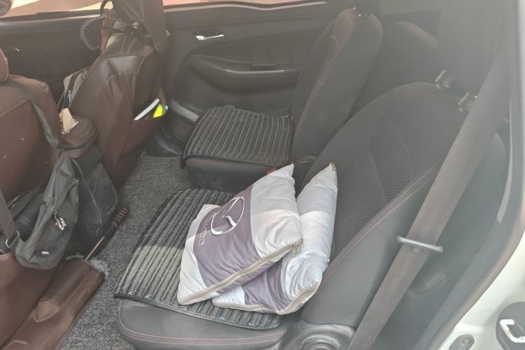 Used FAW Yingzhi 727 2017 1.5L Standard Edition Left Rear Seat