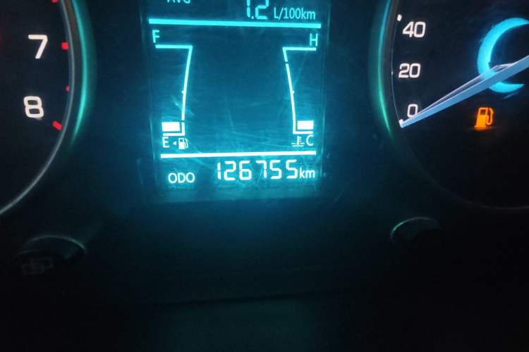 Used FAW Yingzhi 727 2017 1.5L Standard Edition Odometer Close Up