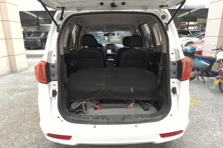 Used FAW Yingzhi 727 2017 1.5L Standard Edition Trunk