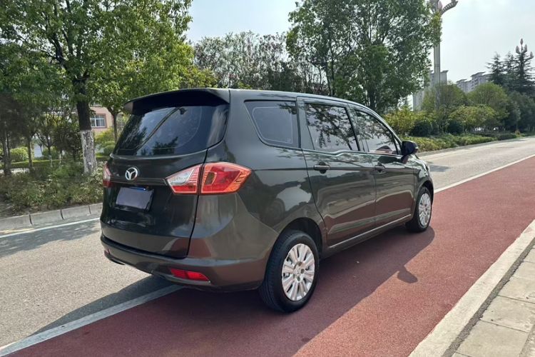 Used FAW Yingzhi 737 2015 1.5L Manual Comfort Model Exterior 5