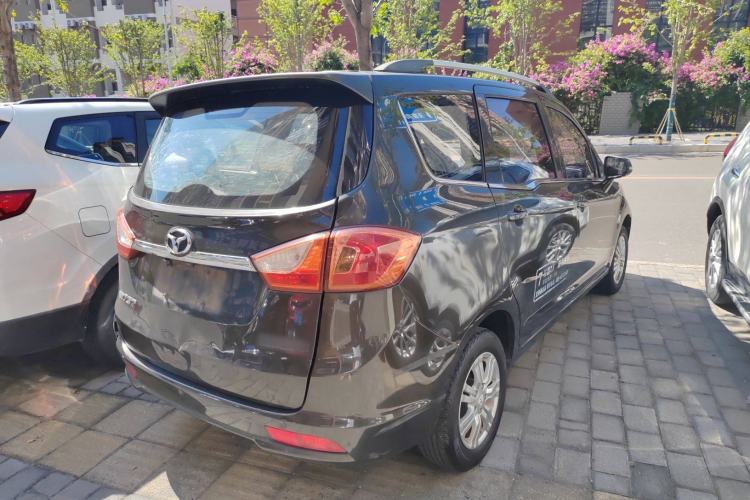 Used FAW Yingzhi 737 2015 1.5L Manual Deluxe Navigation Version Exterior 5