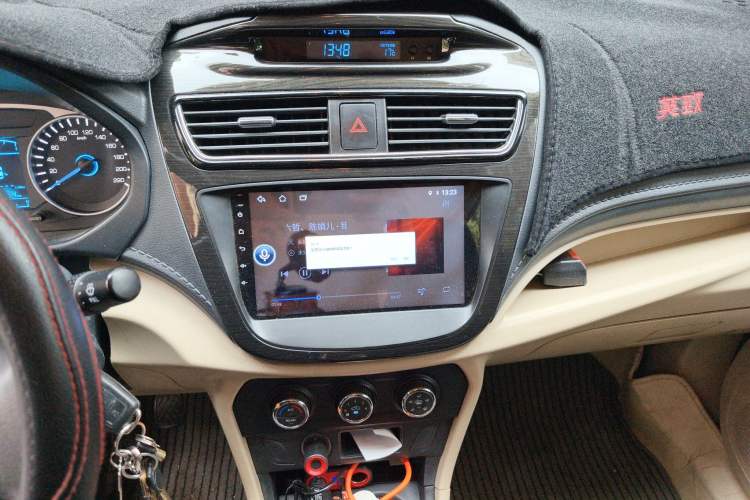Used FAW Yingzhi 737 2015 1.5L Manual Elite Edition Audio And AC Panel
