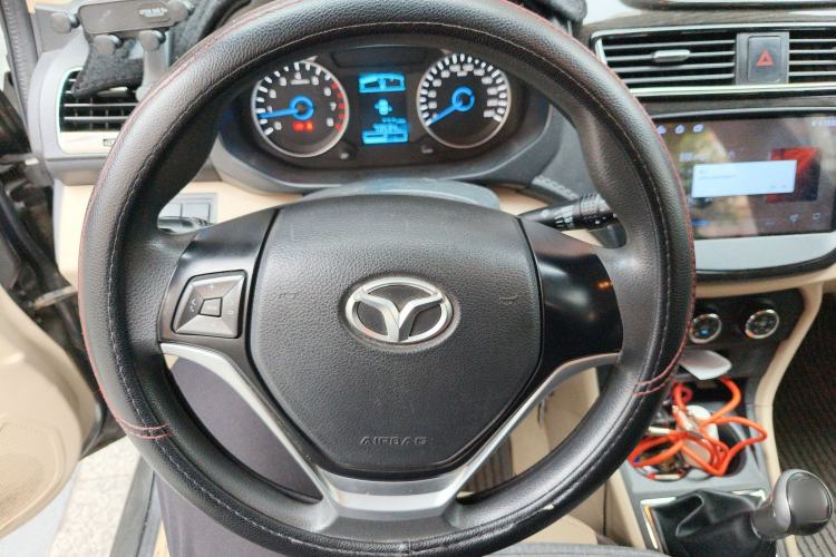 Used FAW Yingzhi 737 2015 1.5L Manual Elite Edition Steering Wheel