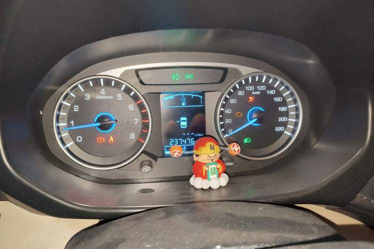 Used FAW Yingzhi 737 2015 1.5L Manual Deluxe Navigation Version Instrument Cluster