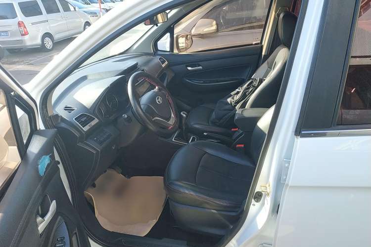 Used FAW Yingzhi 737 2015 1.5L Manual Comfort Model Left Front Seat