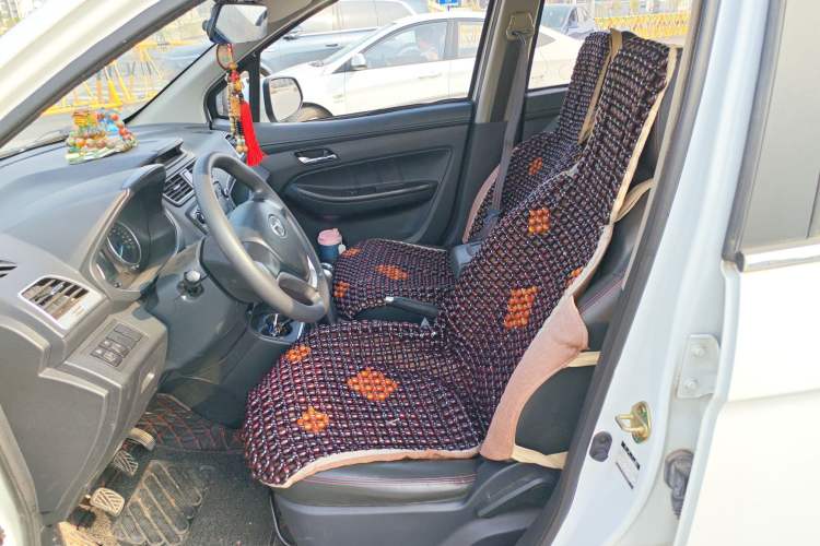 Used FAW Yingzhi 737 2015 1.5L Manual Comfort Model Left Front Seat
