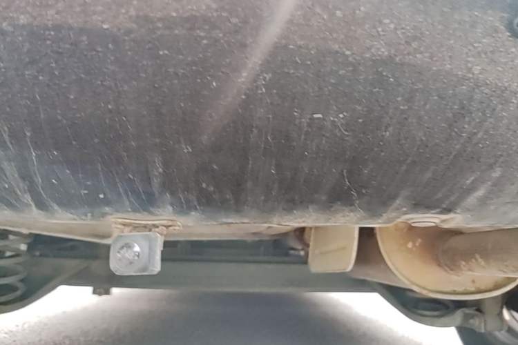Used FAW Yingzhi 737 2017 1.5L Manual Love Edition Chassis Rear