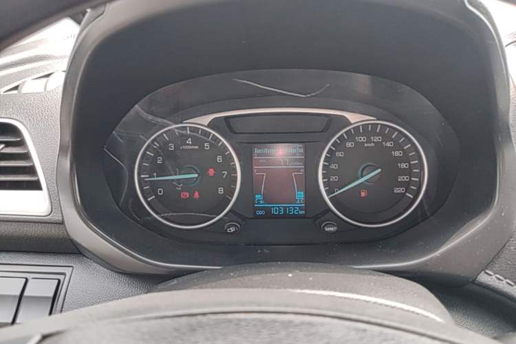 Used FAW Yingzhi 737 2017 1.5L Manual Love Edition Instrument Cluster