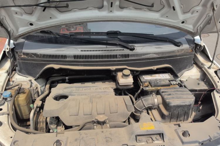 Used FAW Yingzhi 737 2017 1.5L Manual Love Edition Engine Bay