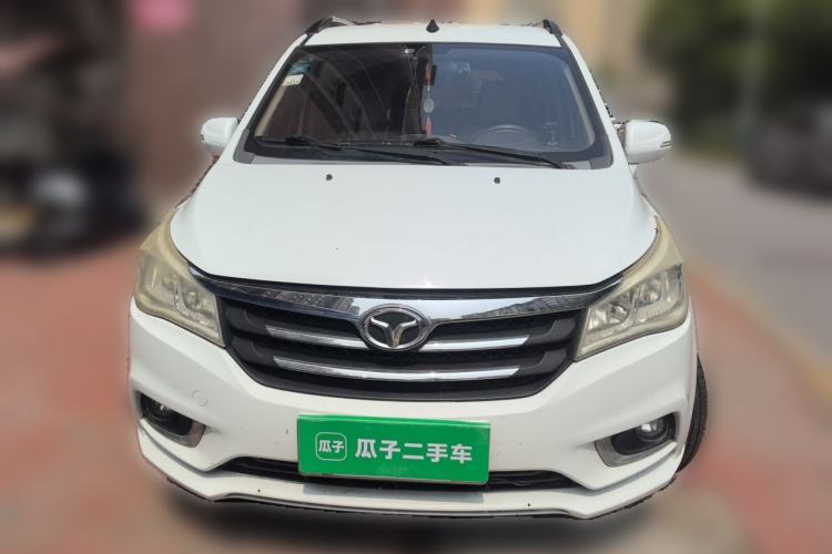 Used FAW Yingzhi 737 2017 1.5L Manual Love Edition Front