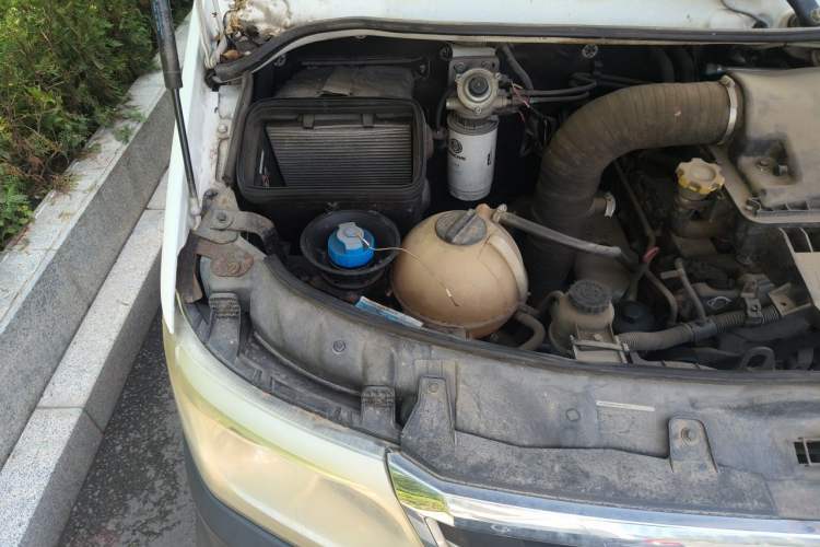 Used FAW Yingzhi 737EV  Engine Bay Right