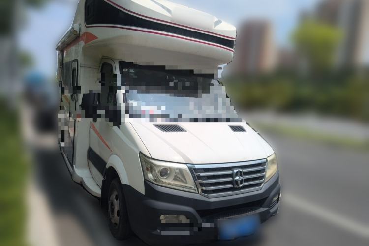 Used FAW Yingzhi 737EV  Front Right 45 Deg