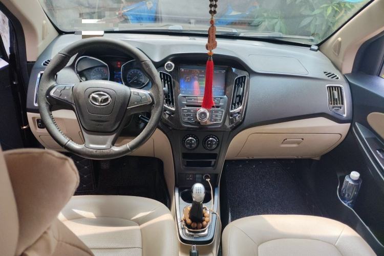 Used FAW Yingzhi G3 2014 1.5L Manual Zhihao Edition Center Console
