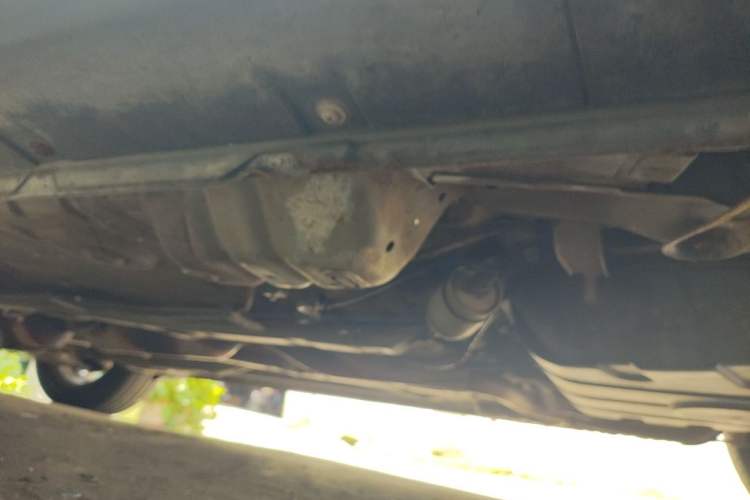 Used FAW Yingzhi G3 2014 1.5L Manual Zhihao Edition Chassis Rear Left