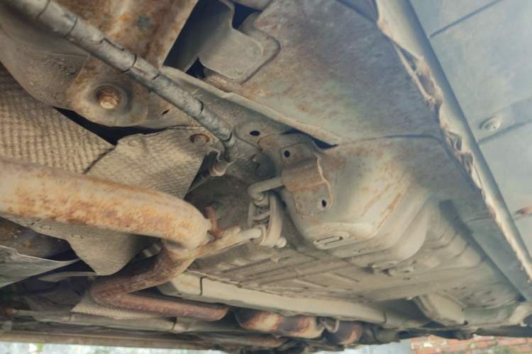Used FAW Yingzhi G3 2014 1.5L Manual Zhihao Edition Chassis Rear Right