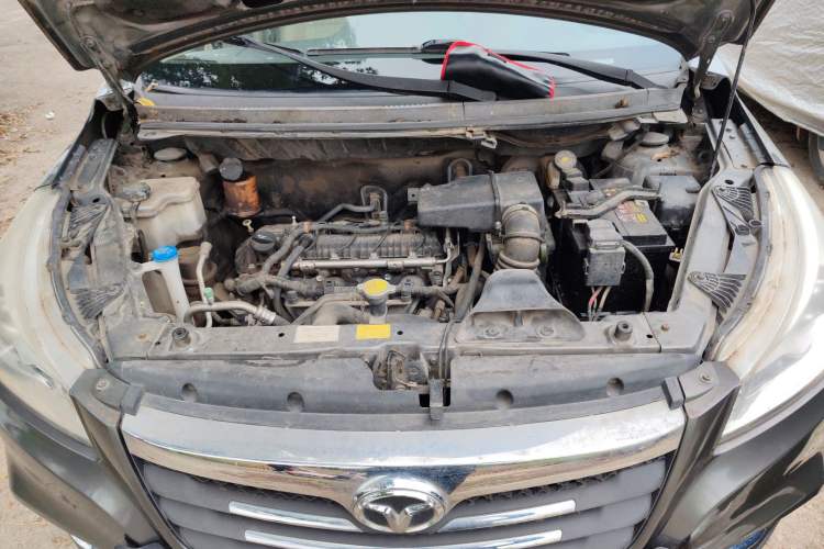 Used FAW Yingzhi G3 2014 1.5L Manual Zhihao Edition Engine Bay