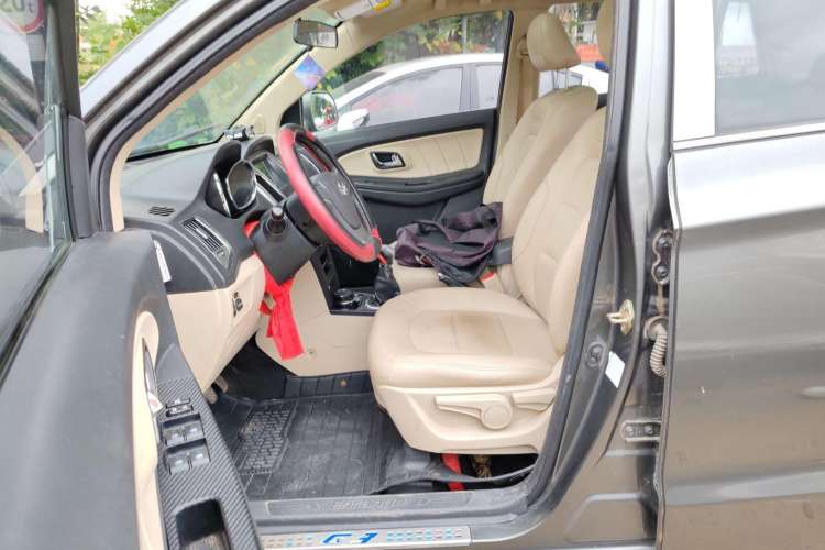 Used FAW Yingzhi G3 2014 1.5L Manual Zhihao Edition Left Front Seat