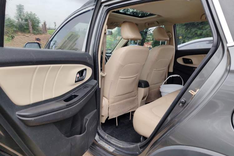 Used FAW Yingzhi G3 2014 1.5L Manual Zhihao Edition Left Rear Seat