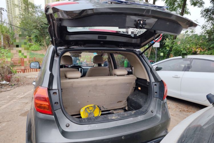 Used FAW Yingzhi G3 2014 1.5L Manual Zhihao Edition Trunk