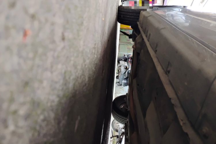Used FAW Yingzhi G3 2014 1.5L Manual Zhihao Edition Chassis Front Right