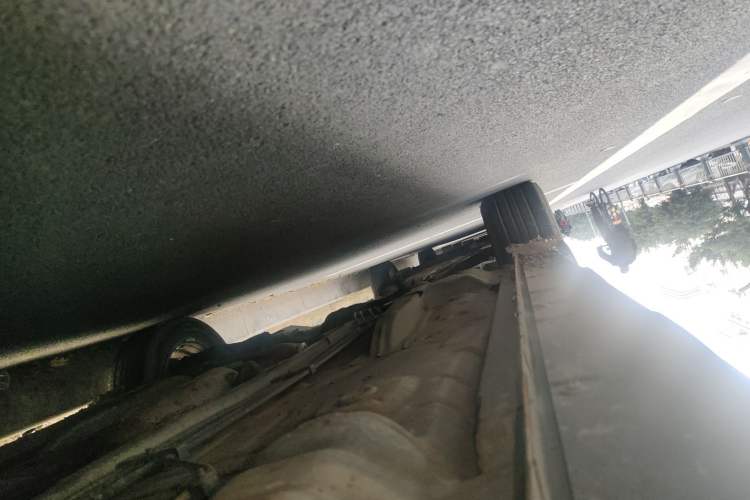 Used FAW Yingzhi G3 2014 1.5L Manual ZhiZun Edition Chassis Rear Left