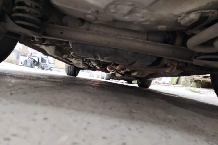 Used FAW Yingzhi G3 2014 1.5L Manual Zhihao Edition Chassis Rear