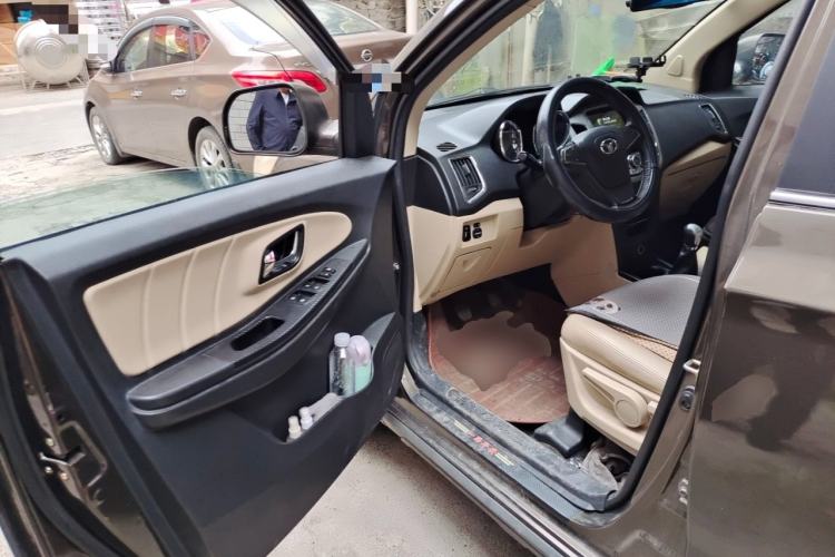 Used FAW Yingzhi G3 2014 1.5L Manual Zhihao Edition Driver Seat