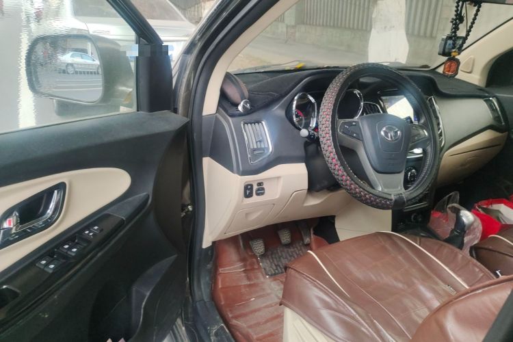 Used FAW Yingzhi G3 2014 1.5L Manual ZhiZun Edition Driver Seat