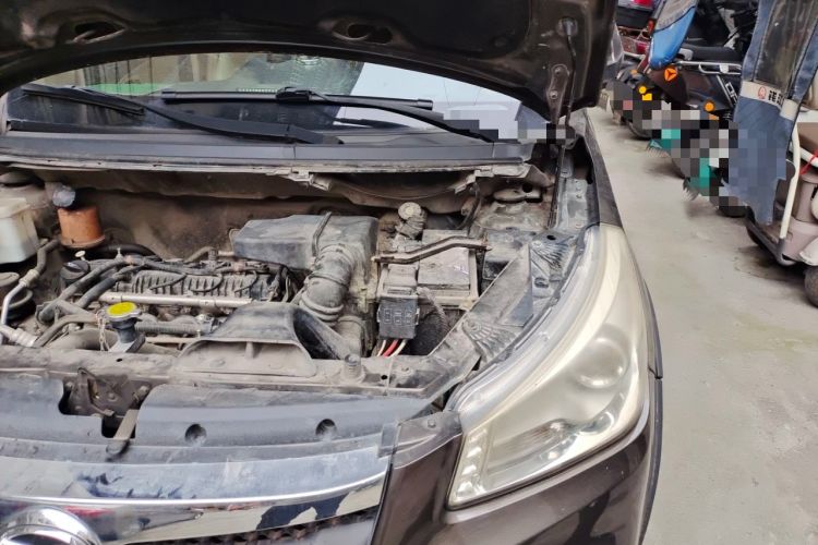 Used FAW Yingzhi G3 2014 1.5L Manual Zhihao Edition Engine Bay Left