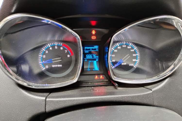 Used FAW Yingzhi G3 2014 1.5L Manual Zhihao Edition Instrument Cluster