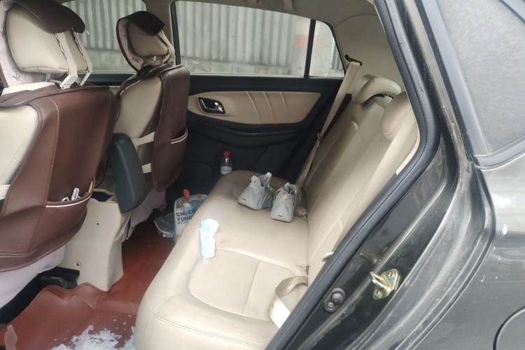 Used FAW Yingzhi G3 2014 1.5L Manual ZhiZun Edition Left Rear Seat