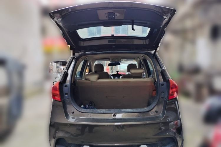 Used FAW Yingzhi G3 2014 1.5L Manual Zhihao Edition Trunk