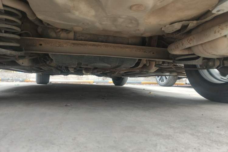 Used FAW Yingzhi G3 2014 1.5L Manual Zhihao Edition Chassis Rear