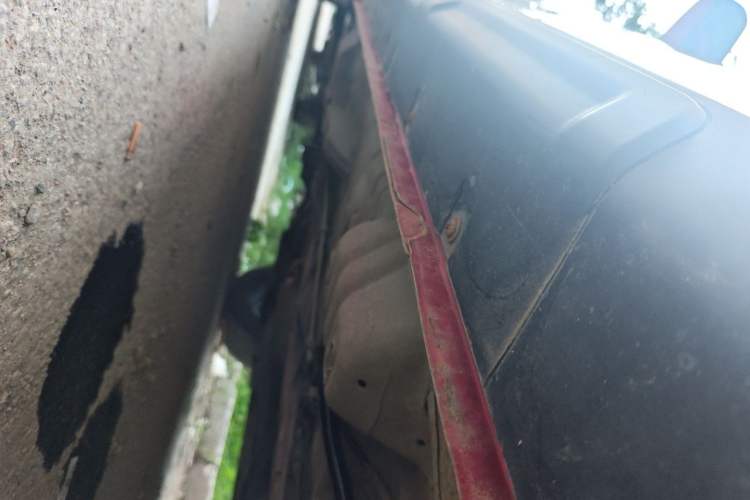 Used FAW Yingzhi G3 2014 1.5L Manual ZhiZun Edition Chassis Rear Left