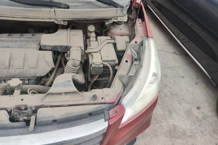 Used FAW Yingzhi G3 2014 1.5L Manual Zhihao Edition Engine Bay Left
