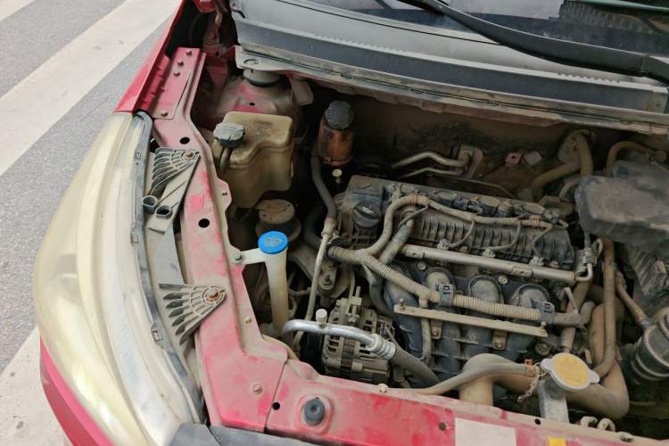 Used FAW Yingzhi G3 2014 1.5L Manual Zhihao Edition Engine Bay Right