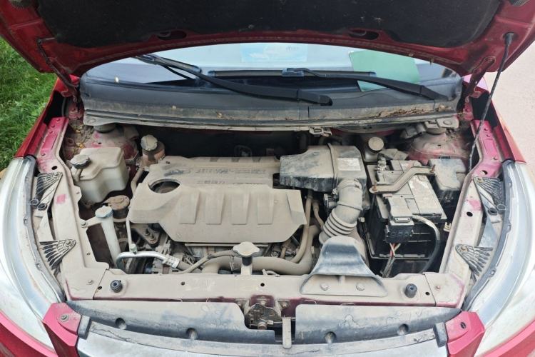 Used FAW Yingzhi G3 2014 1.5L Manual ZhiZun Edition Engine Bay