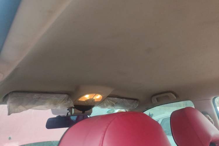 Used FAW Yingzhi G3 2014 1.5L Manual Zhihao Edition Headliner