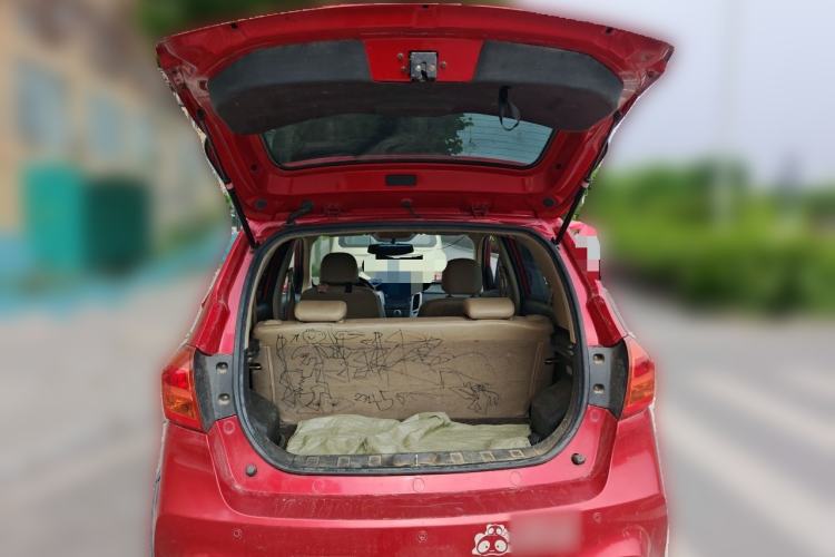 Used FAW Yingzhi G3 2014 1.5L Manual Zhihao Edition Trunk