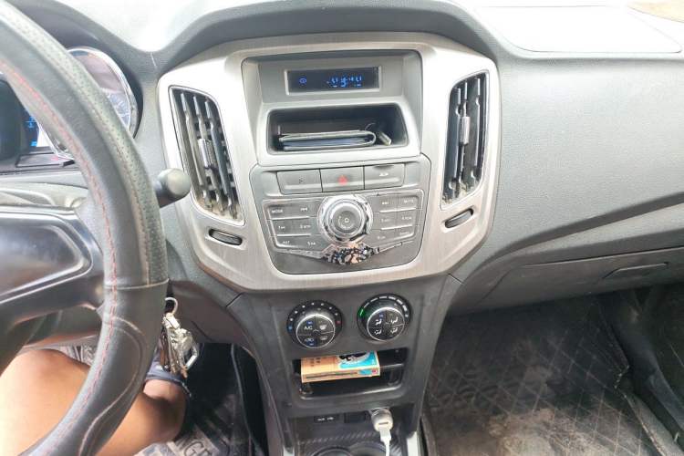 Used FAW Yingzhi G3 2014 1.5L Manual Zhihui Model Audio And AC Panel