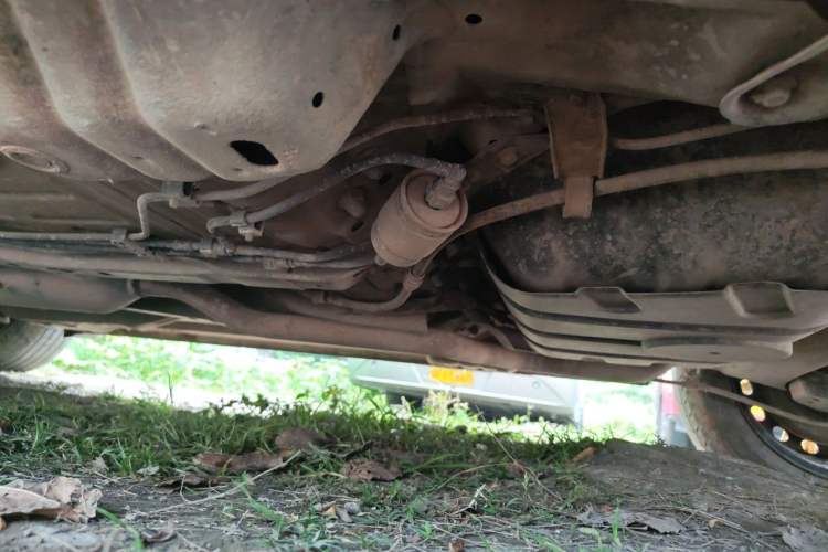 Used FAW Yingzhi G3 2014 1.5L Manual Zhihui Model Chassis Rear Left