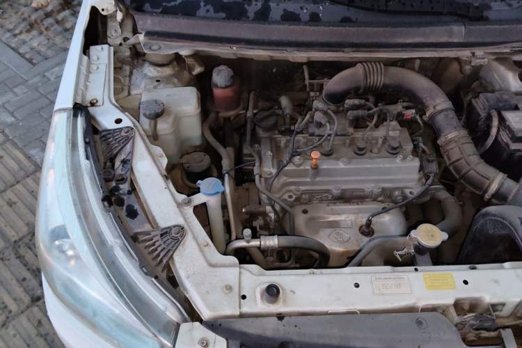 Used FAW Yingzhi G3 2014 1.5L Manual Zhihui Model Engine Bay Right