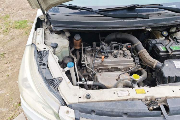 Used FAW Yingzhi G3 2014 1.5L Manual Zhihui Model Engine Bay Right