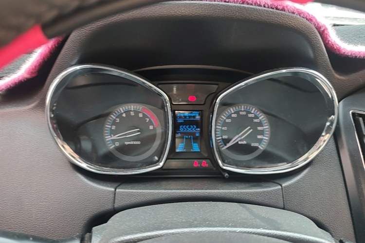 Used FAW Yingzhi G3 2014 1.5L Manual Zhihao Edition Instrument Cluster
