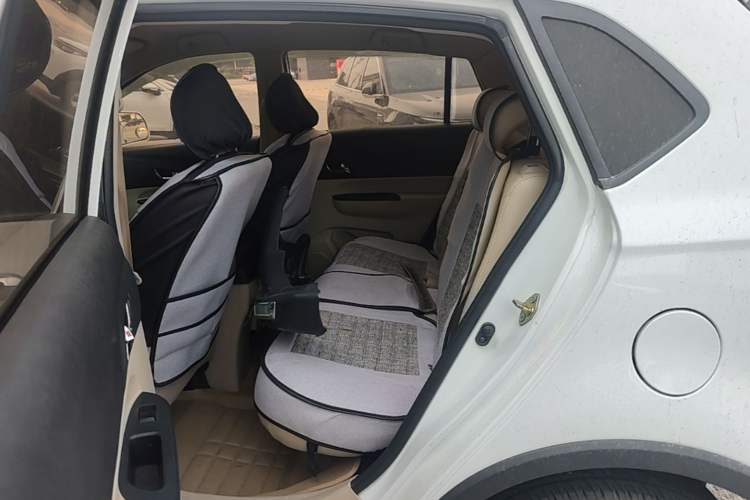 Used FAW Yingzhi G3 2014 1.5L Manual Zhihao Edition Left Rear Seat