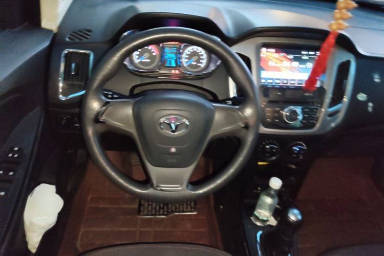 Used FAW Yingzhi G3 2014 1.5L Manual Zhihui Model Steering Wheel