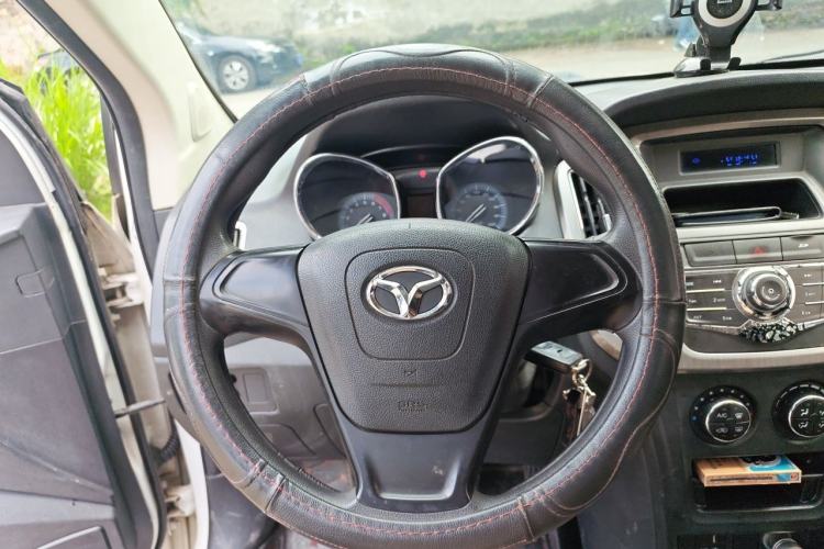 Used FAW Yingzhi G3 2014 1.5L Manual Zhihui Model Steering Wheel