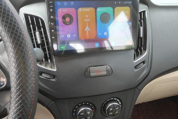 Used FAW Yingzhi G3 2015 1.5L CVT Zhihao Edition Audio And AC Panel