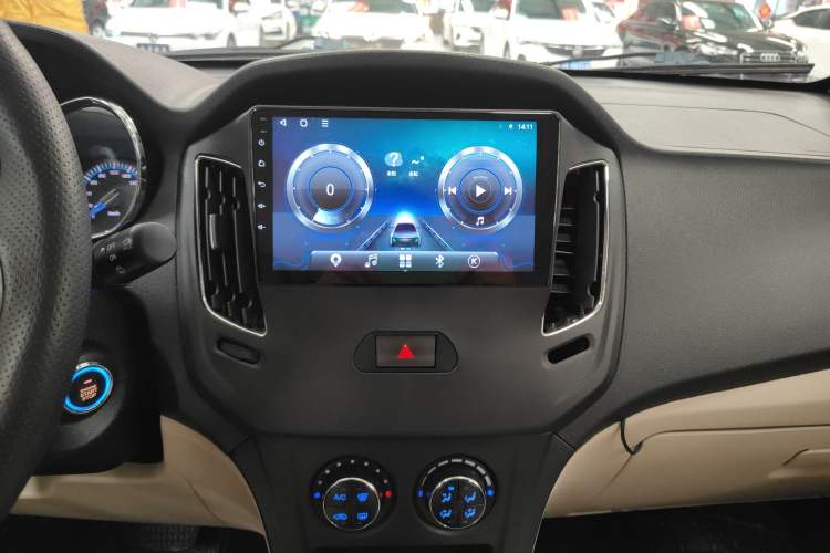 Used FAW Yingzhi G3 2015 1.5L CVT Zhihao Edition Audio And AC Panel