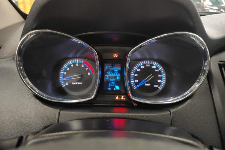 Used FAW Yingzhi G3 2015 1.5L CVT Zhihao Edition Instrument Cluster